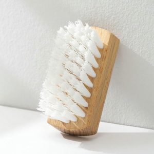 Щётка для одежды, 8x3,5 см, 44 пучка, искусственная щетина, цвет МИКС
